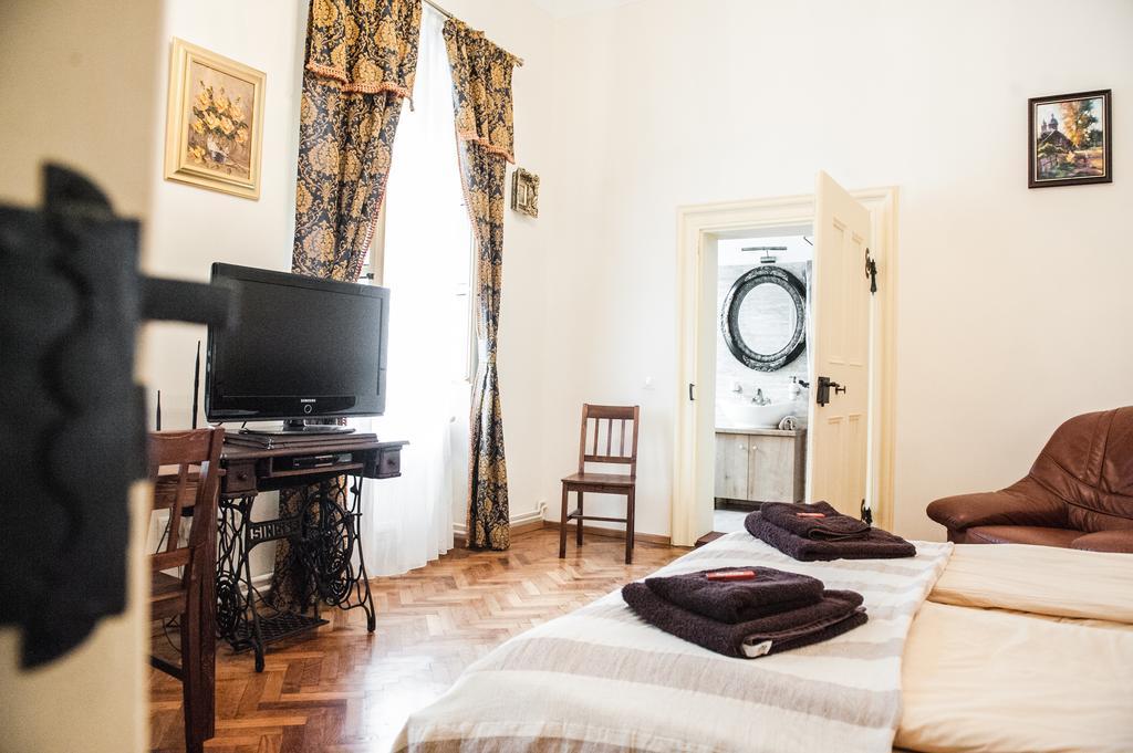 Brukenthal Central Apartments シビウ エクステリア 写真